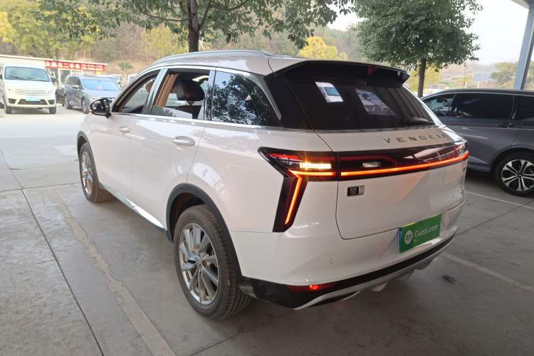 Used Venucia Star 2023 260T Starful Achievement Edition Pro
