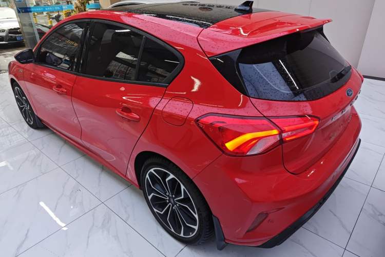 Used Ford Focus 2020 Hatchback EcoBoost 180 Automatic ST Line
