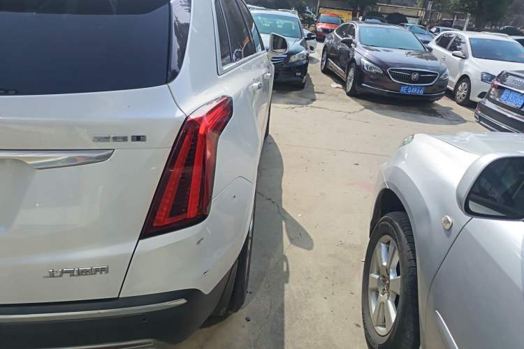 Used Cadillac XT5 2020 28T Luxury Version