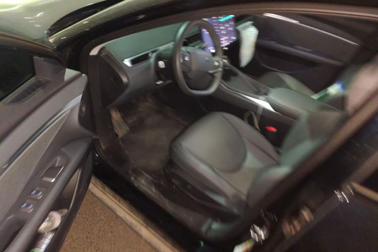 Used XPeng MONA M03 2024 620 with Ultra-Long Range
