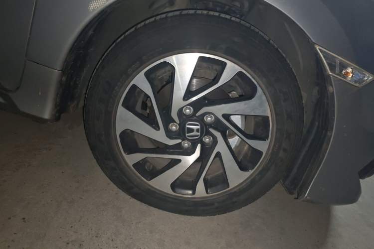 Used Honda Civic 2016 220TURBO CVT Luxury Edition