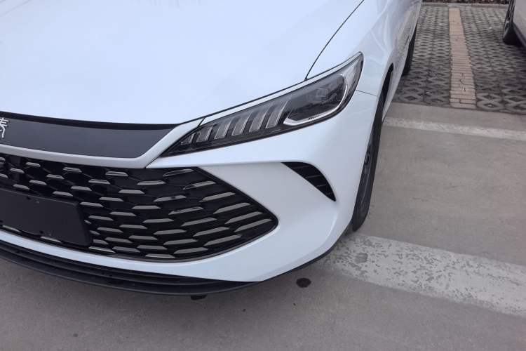 Used BYD Qin PLUS 2025 DM-i Smart Drive 55KM Leading Model