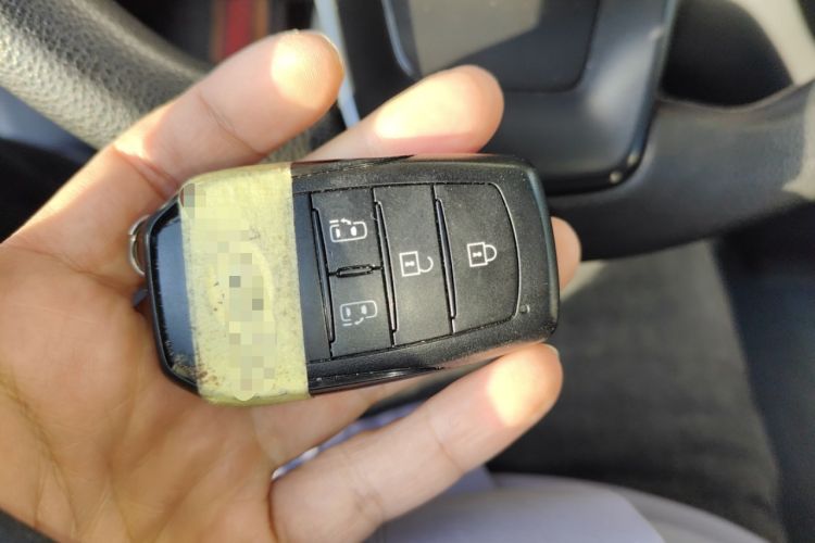 Used Toyota Granvia 2024 2.5L Hybrid Comfort Edition
