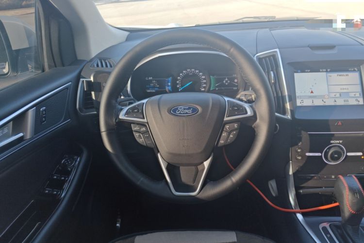 Used Ford Edge 2016 EcoBoost 330 V6 Four-Wheel Drive Sporty 7-Seater
