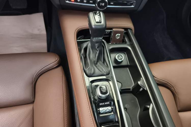 Used Volvo S90 2020 T5 Zhiyuan Luxury Edition
