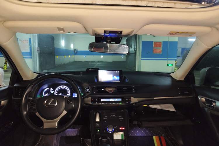 Used Lexus CT 2014 CT200h Comfort Edition Monochrome
