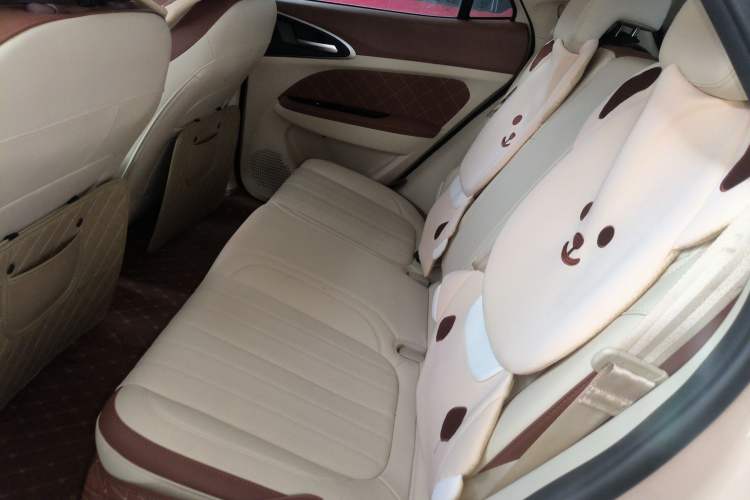 Used ORA Good Cat 2022 Morandi Edition 400km Standard Range Luxury Version Lithium Iron Phosphate
