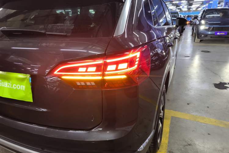 Used Volkswagen Tayron 2020 330TSI Two-Wheel Drive Luxury Smart Connectivity Version
