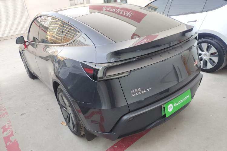 Used Tesla Model Y 2025 Long-Range All-Wheel Drive First Edition