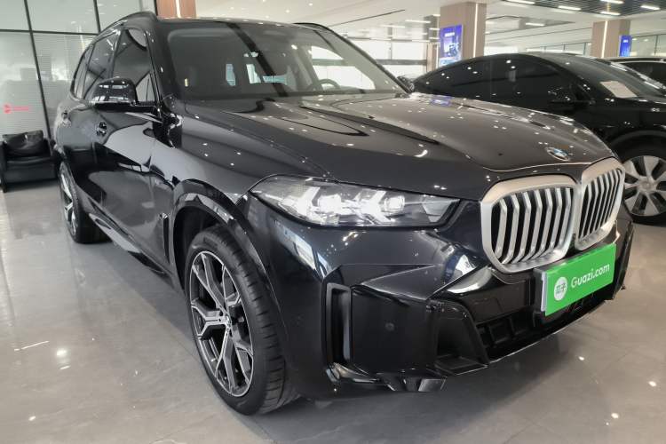 Used BMW X5 2023 xDrive 30Li Luxury M Sport Night Edition Package