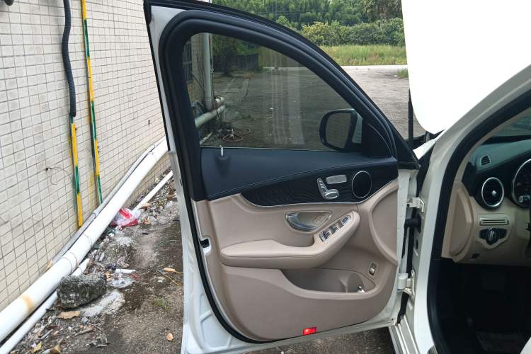 Used Mercedes-Benz C-Class 2015 Revised C 200 L Sport Edition
