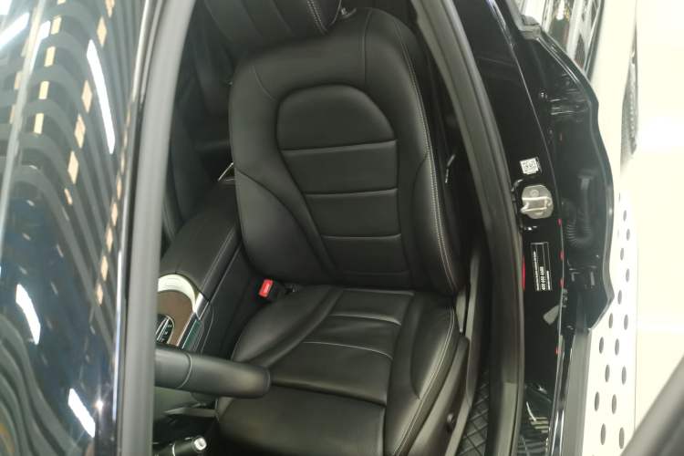 Used Mercedes-Benz GLC 2022 Refreshed GLC 300 L 4MATIC Dynamic Edition
