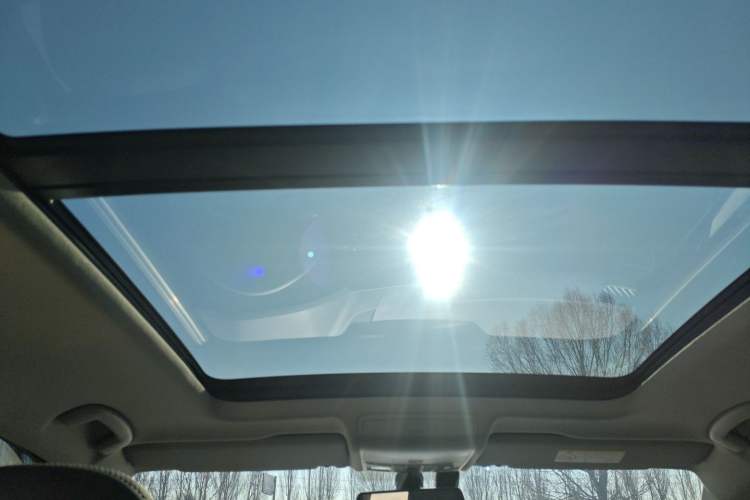 Used Volkswagen Tiguan L 2025 Model, Outstanding Version, 300TSI Automatic Two-Wheel Drive Longteng Edition