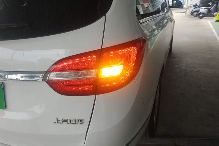 Used Buick GL8 2018 28T Comfort Model China VI Standard
