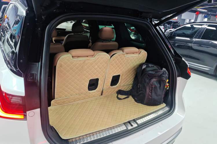 Used Nio ES8 2020 415 km Range 6-Seater Version
