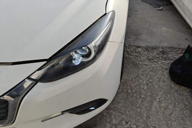 Used Mazda Mazda 3 Axela 2019 Cloud-Controlled Sedan 1.5L Automatic Luxury Model China VI Standard
