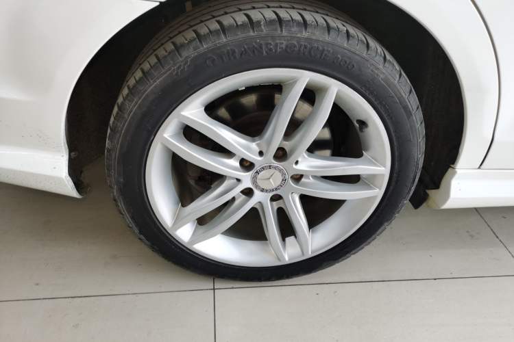 Used Mercedes-Benz C-Class 2013 C 180 Classic Grand Edition
