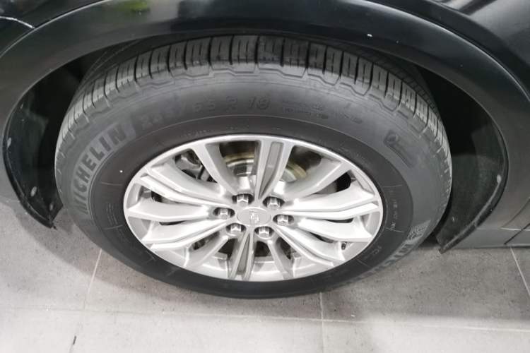 Used Cadillac XT5 2016 25T Luxury Model
