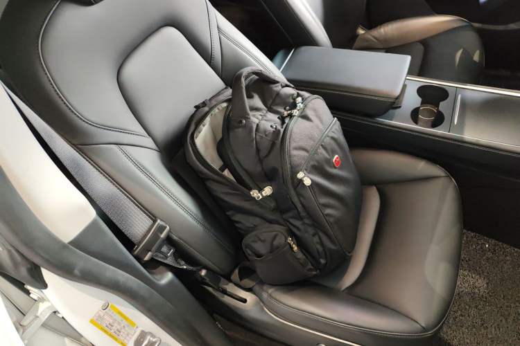 Used Tesla Model Y 2021 Long-Range All-Wheel-Drive Version