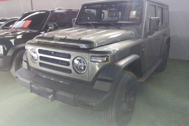 Used 212 T01 2024 2.0T Explorer