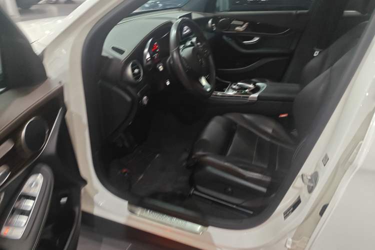 Used Mercedes-Benz GLC 2018 GLC 260 4MATIC Dynamic Edition
