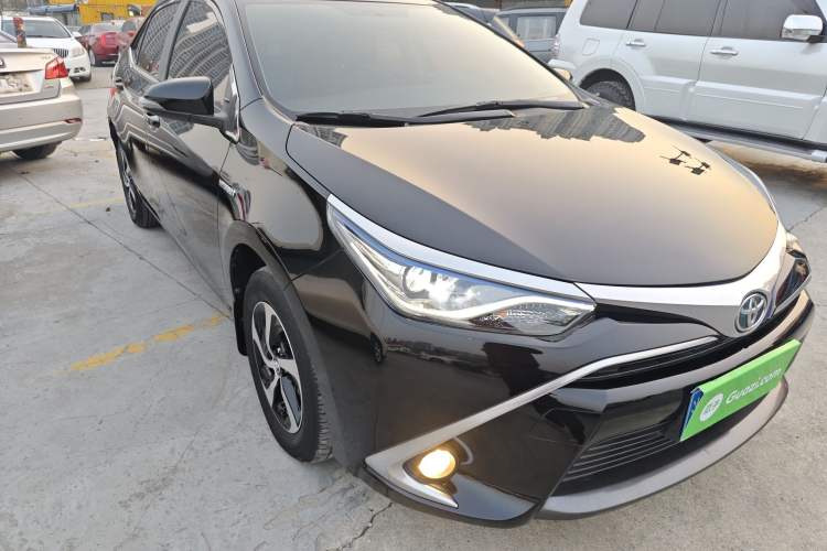 Used Toyota Levin 2017 Revised Dual-Engine 1.8H GS E-CVT Elite Sunroof Version China V Standard
