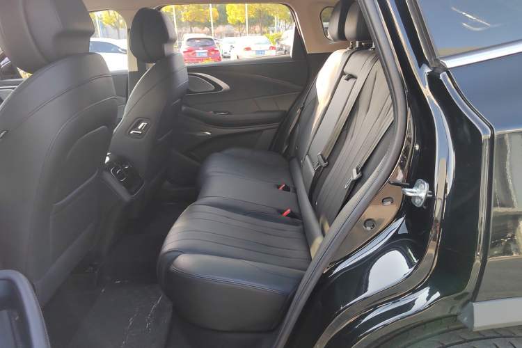 Used  Lingyun 2025 400T Four-Wheel-Drive International Version
