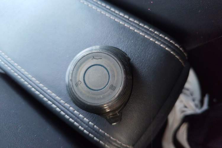 Used NETA V 2022 Chao 300 Lite Lithium Iron Phosphate
