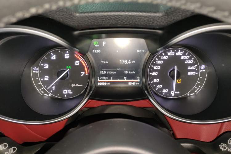 Used Alfa Romeo Stelvio 2017 2.0T 200HP Luxury Edition
