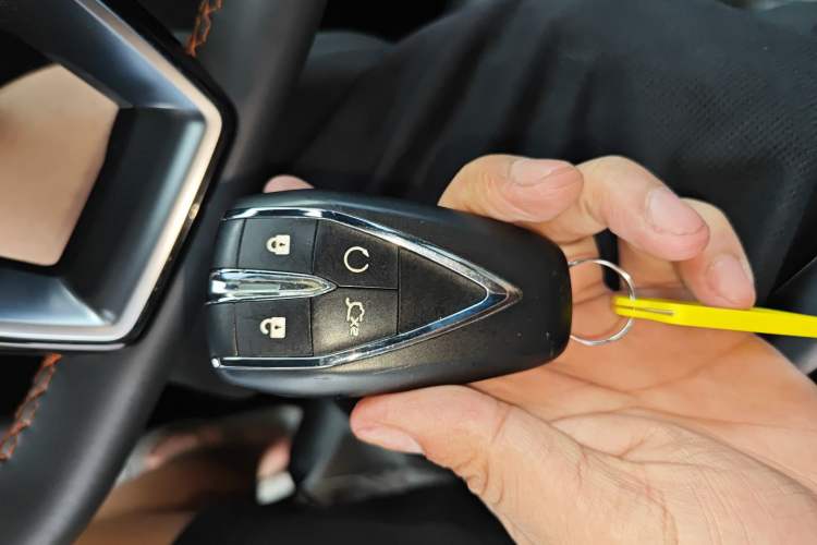 Used Changan UNI-V 2023 1.5T Premium Model