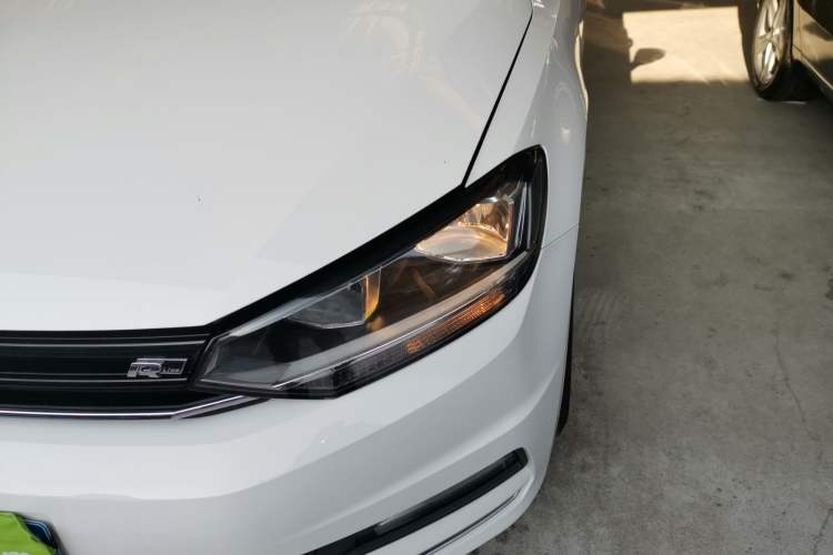 Used Volkswagen Touran 2016 Volkswagen Touran L 280TSI DSG Comfort Edition