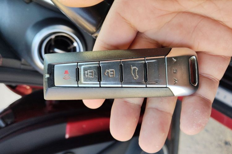 Used Wey VV5 2017 2.0T Ultra-Luxury Version
