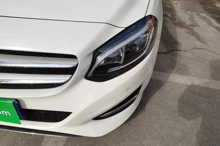 Used Mercedes-Benz B-Class 2015 B 200 Fashion Model
