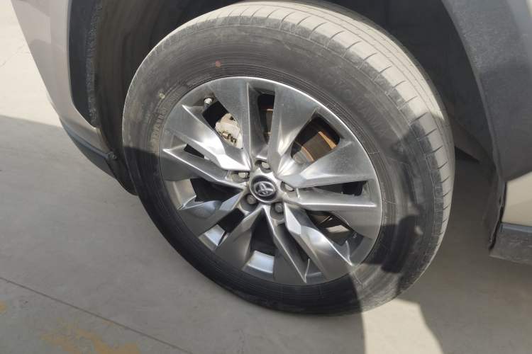 Used Toyota Wildlander 2022 2.0L CVT 4x4 Luxury PLUS Edition
