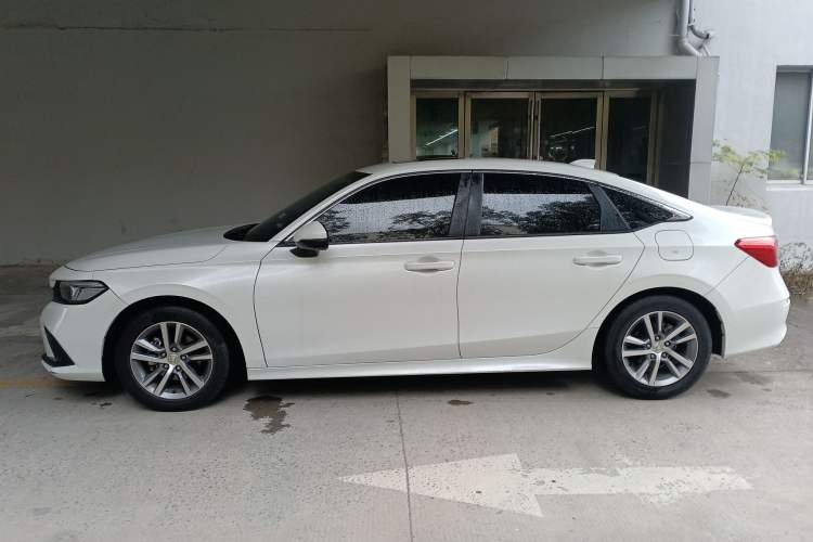 Used Honda Civic 2022 240TURBO CVT Dynamic Edition
