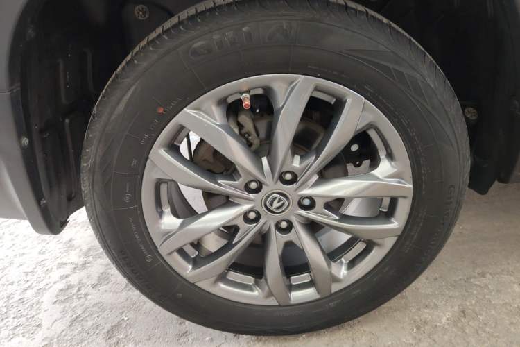 Used Changan CS75 2021 Honor Million Edition 280T DCT Prestige Model
