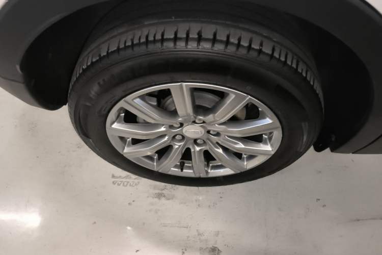 Used Cadillac XT4 2018 28T Two-Wheel Drive Leading Version