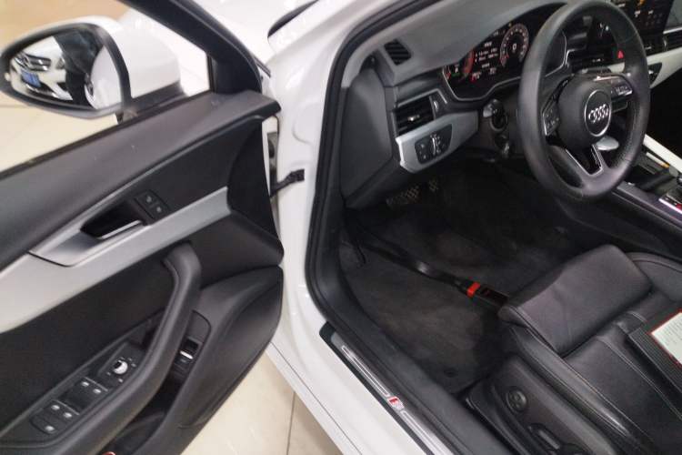 Used Audi A4L 2020 40 TFSI Fashion Dynamic Model