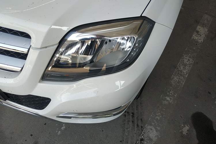 Used Mercedes-Benz GLK-Class 2013 GLK 300 4MATIC Dynamic Sunroof Model