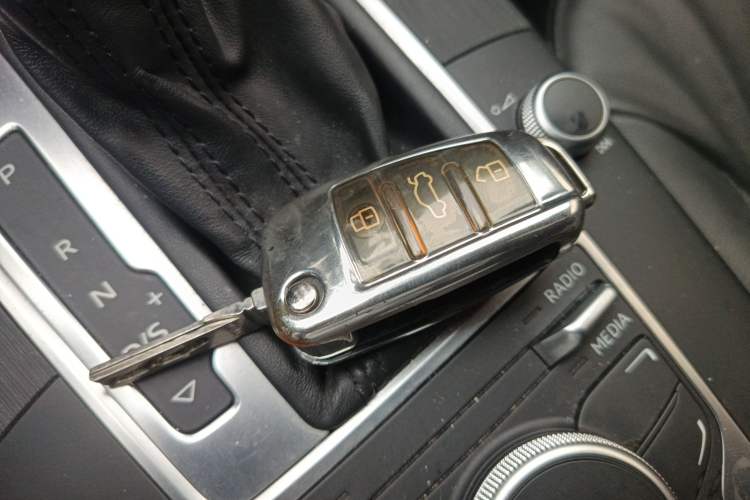 Used Audi A3 2014 Limousine 35 TFSI Automatic Comfort Model
