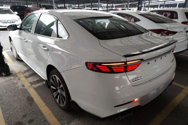 Used Geely Auto Preface 2026 Model Oriental Yao 1.5TD Kunlun Edition