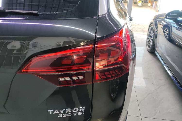 Used Volkswagen Tayron 2020 330TSI Two-Wheel Drive Luxury Smart Connectivity Version
