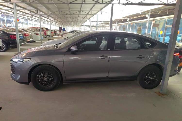 Used BYD Qin PLUS 2025 DM-i Smart Drive 55KM Leading Model