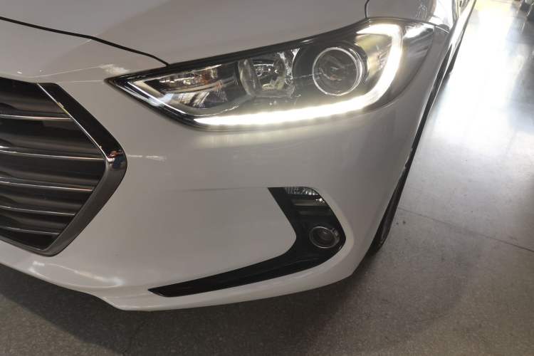 Used Hyundai Elantra 2016 1.4T Dual-Clutch Xuan Dong · Dynamic Version
