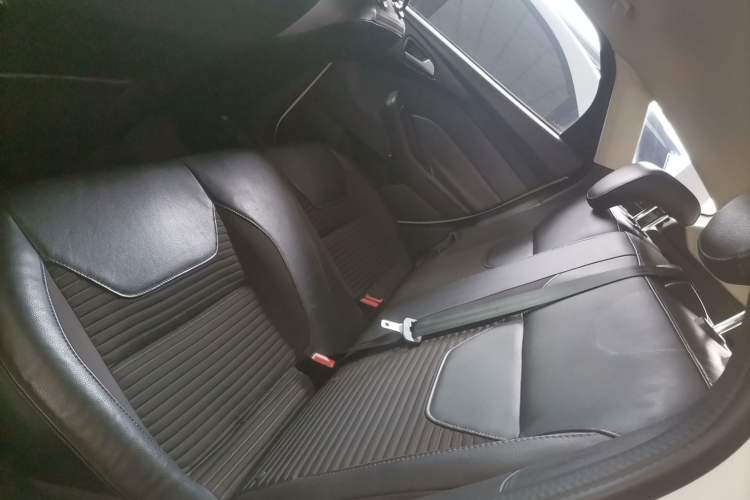 Used Ford Focus 2015 Hatchback 1.6L Automatic Fashion Edition