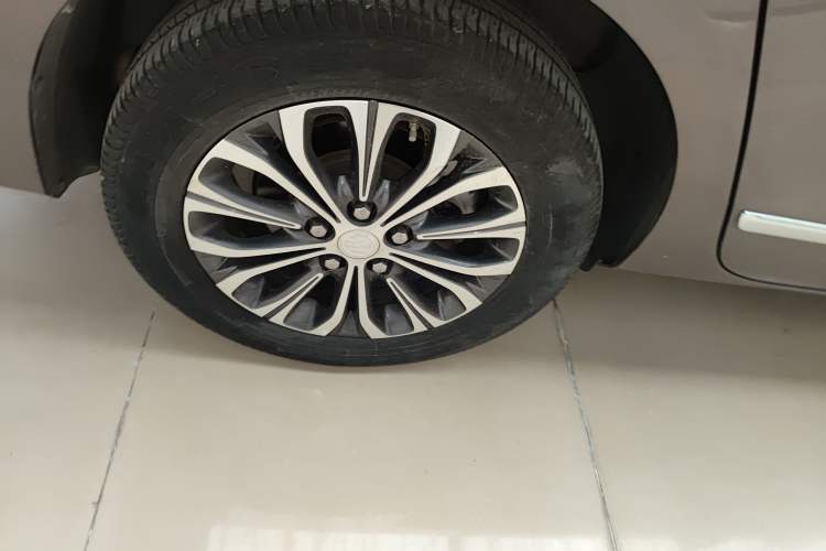 Used Buick GL8 2021 Land Cruiser Executive 652T Premium Model
