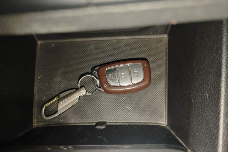 Used Hyundai ix25 2017 1.6L Automatic Smart Version
