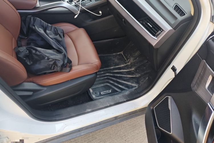 Used Geely Auto Emgrand X7 Sport 2021 1.8TD DCT Two-Wheel Drive Asian Games Edition
