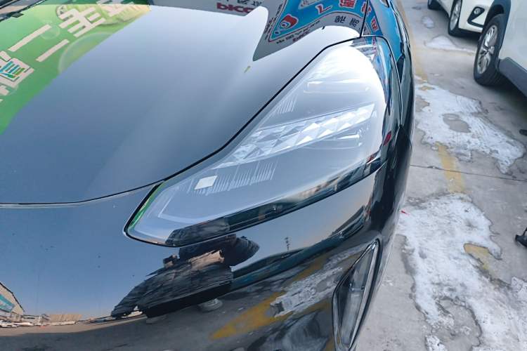 Used  HT 2023 670 Rear-Drive Ultra-High-Voltage NDA Version
