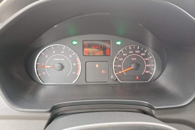 Used Wuling Hongguang V 2022 1.5L Jingqu Edition Electric-Assist LAR